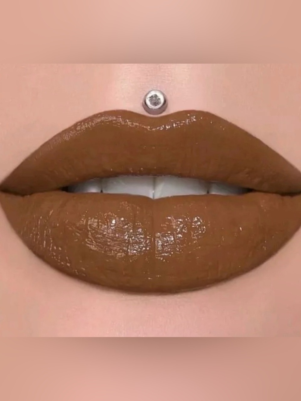 Jeffree Star Supreme Lip
Gloss Full Pigment Top Shelf NIB